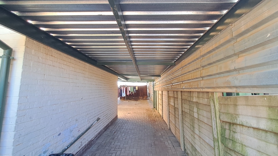 14 Bedroom Property for Sale in Universitas Free State